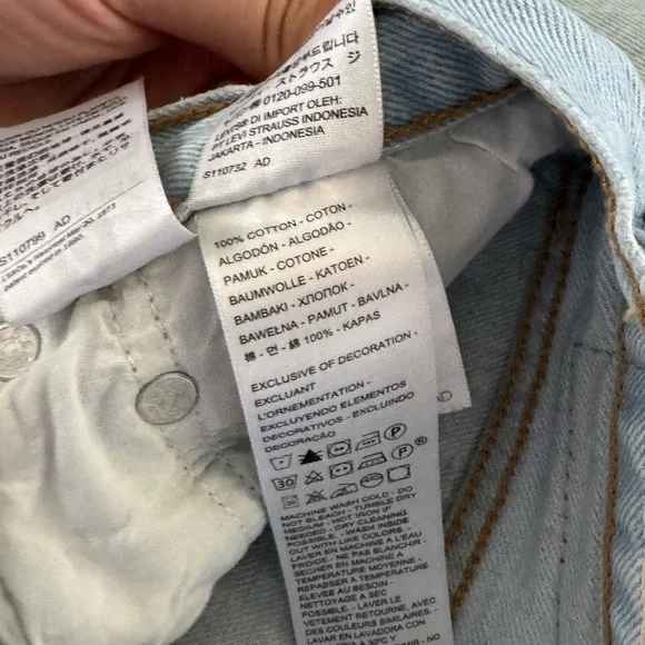 🔥Levi’s Ribcage Straight Ankle Jeans | Size 31 | Light Wash Distressed - Picture 10 of 11